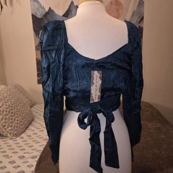 Band Of The Free Camille Wrap Crop Top Boho Teal NWT Medium - Picture 12 of 16